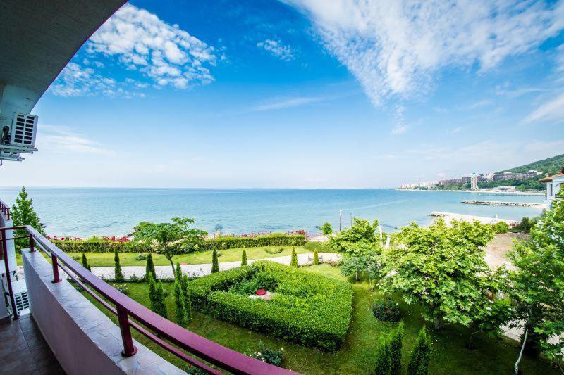 Privilege Fort Beach - Sea Viev Premium Apartments Еленіте Екстер'єр фото